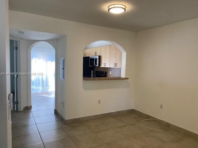 Building Photo - 1300 SE 29th St