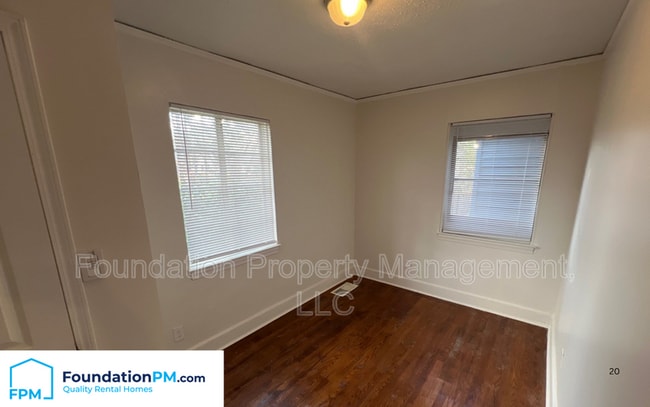 Building Photo - 2143 Vollintine Ave