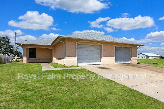 Primary Photo - 2130 NE 8th Pl
