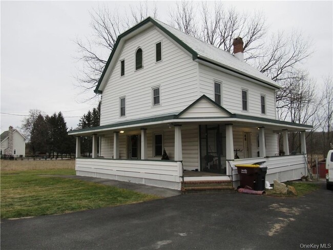 Building Photo - 198 Big Island Rd