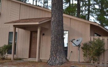 Building Photo - 613 Mosswood Ln