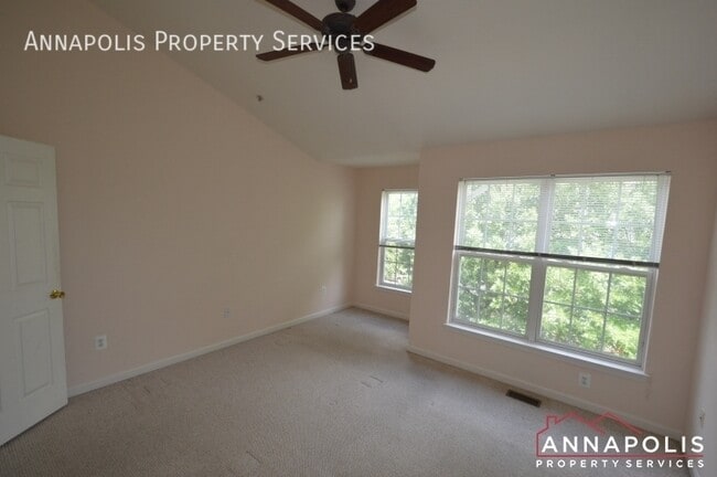 Building Photo - 66 Harbour Heights Dr