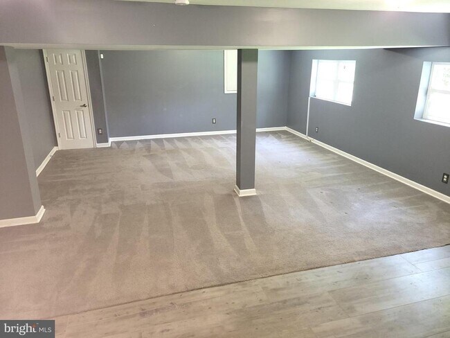 Building Photo - 1108 Swan Creek Rd