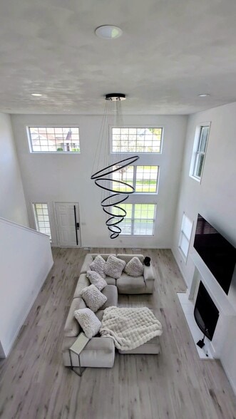 Building Photo - 3806 Allenhurst Ln