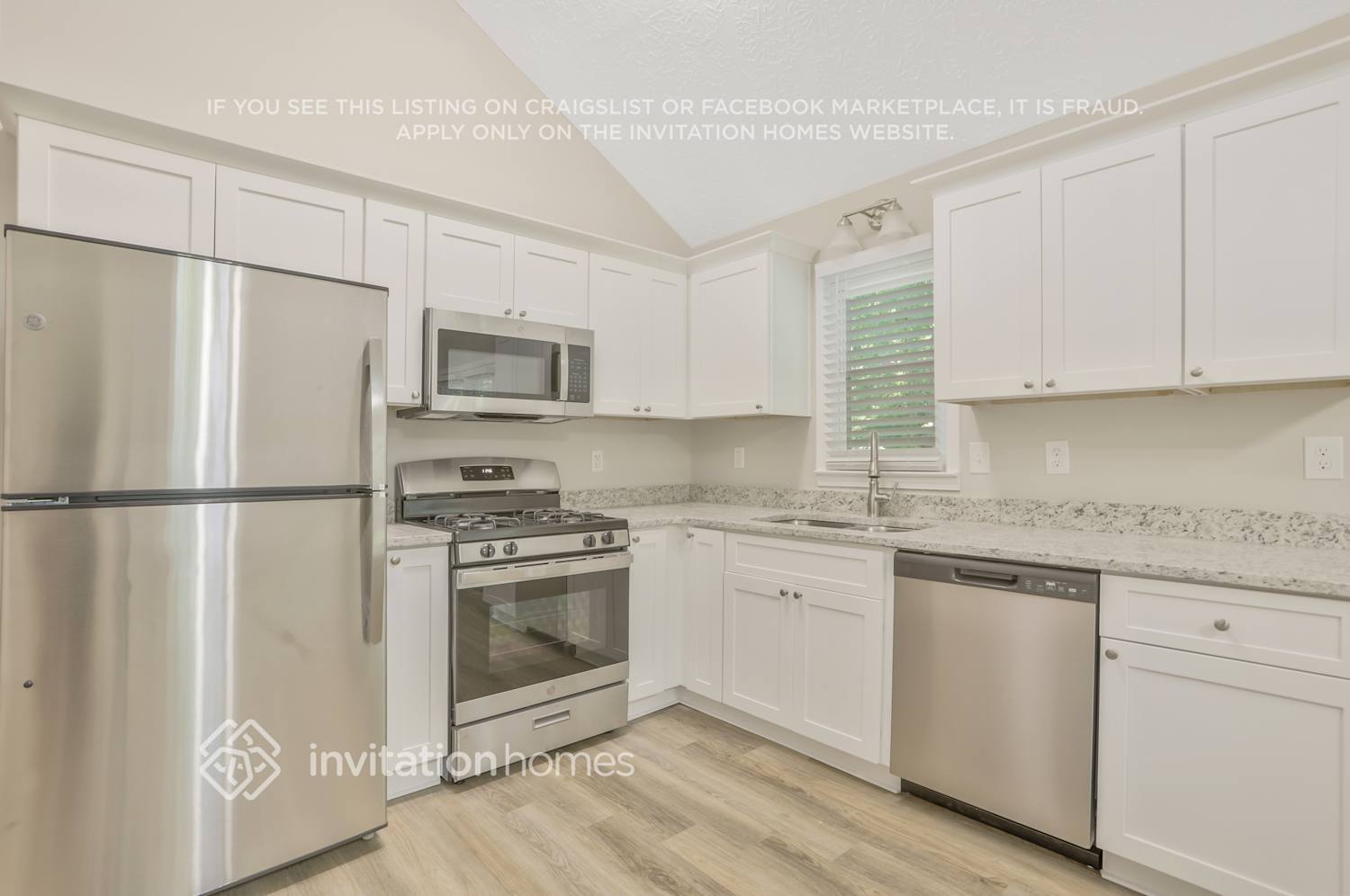 Building Photo - 4036 Macedin Ct