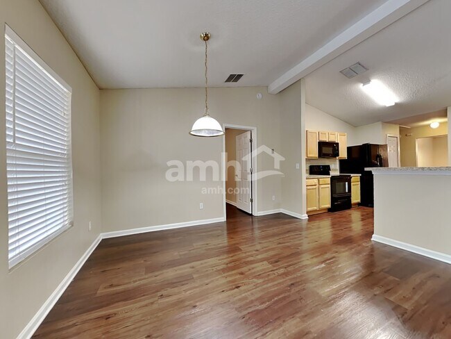 Building Photo - 274 Capiso Ct