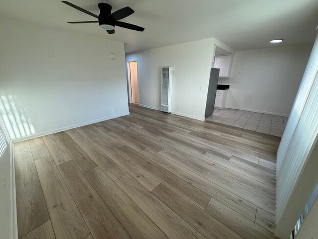 Building Photo - 1343-47 Grove Ave