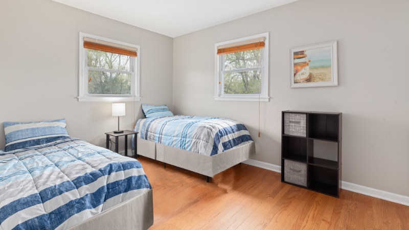 Building Photo - 1421 N Washington St