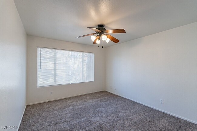 Building Photo - 3061 Key Largo Dr