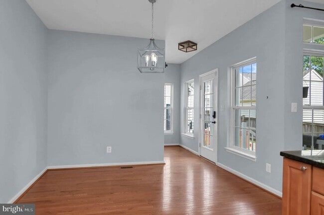 Building Photo - 2548 Port Potomac Ave
