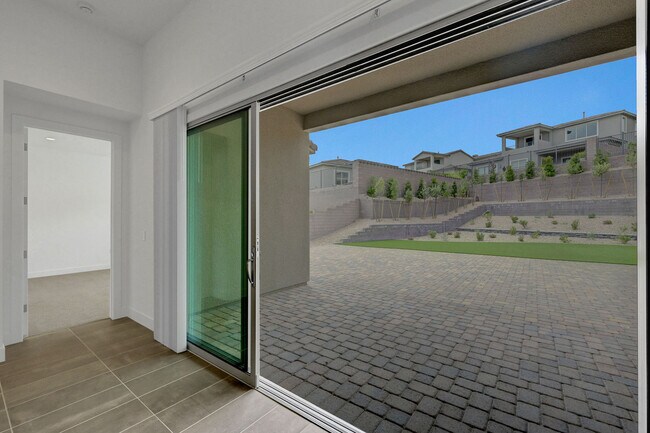 Building Photo - 281 Gandara St