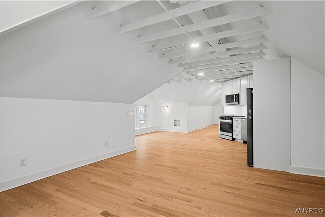 Building Photo - 681 Lafayette Ave