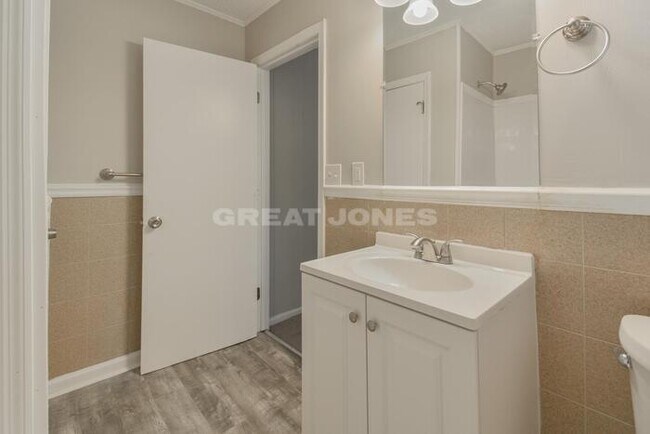 Building Photo - Charming 3 Bedroom in Williamston!