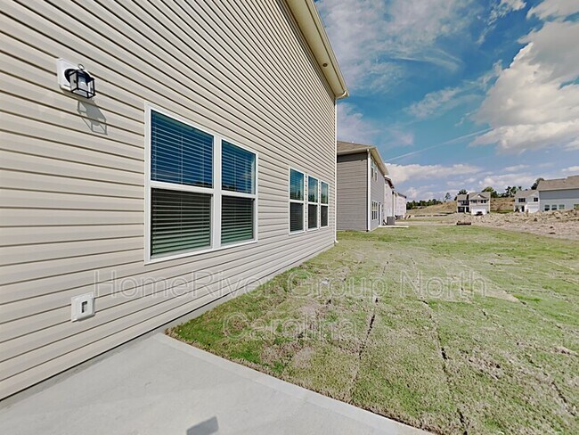Building Photo - 746 Pointe Andrews Drive