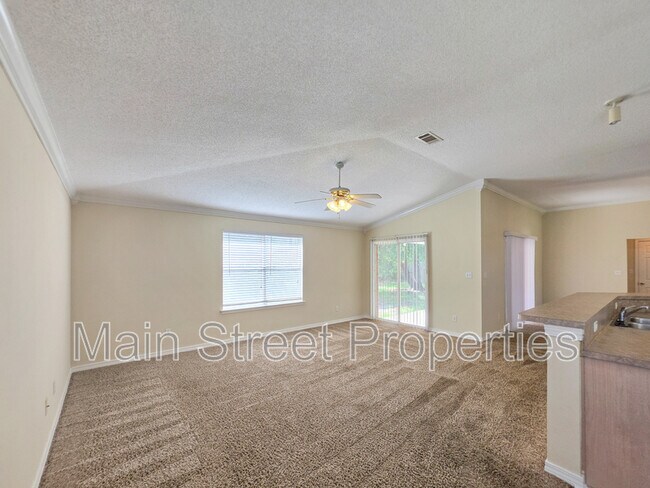 Building Photo - 1057 Freeboard Blvd