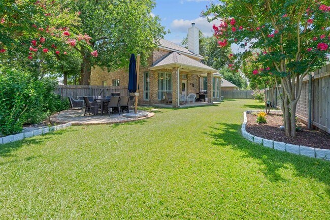 Building Photo - 2634 Plantation Dr