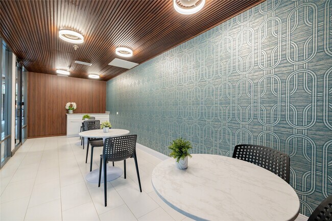 Building Photo - 14703 Park Row Blvd