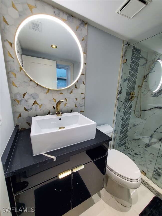 Building Photo - 975 9th Ave S