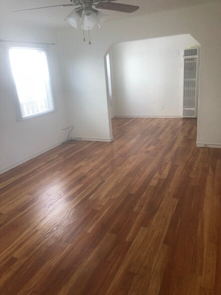 living room/ dining room - 3219 King St