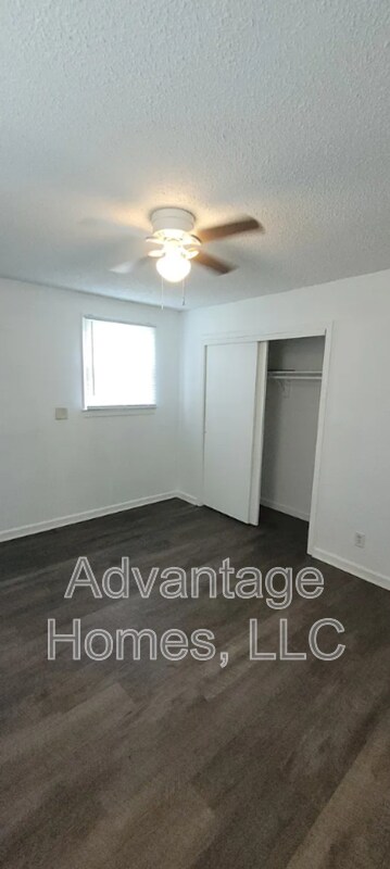 Building Photo - 720-726 N 70th St