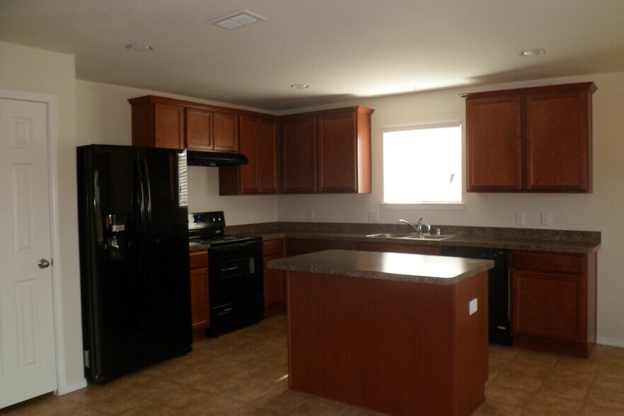 Building Photo - 1508 Abby Creek Dr