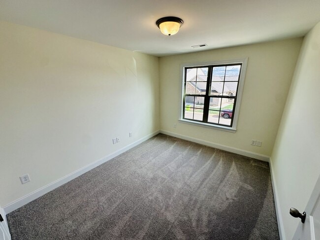 Building Photo - New townhome in Mebane Towne Center!