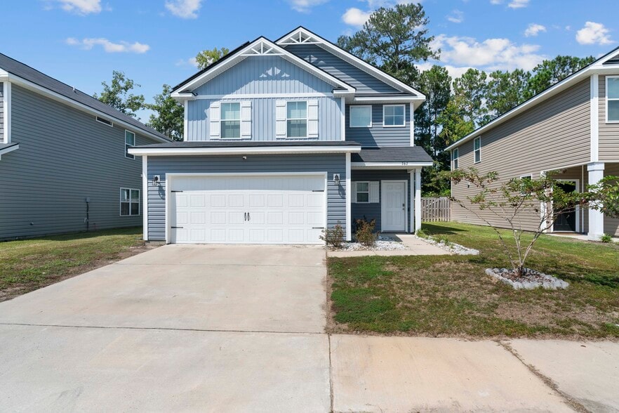 Primary Photo - 767 Fairview Cir