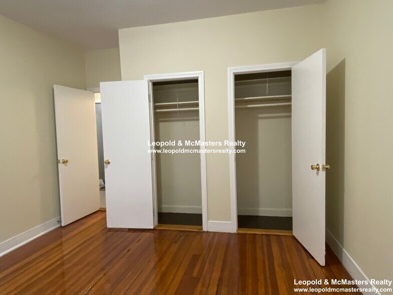 Building Photo - 1132 Commonwealth Ave