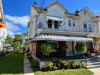 Building Photo - 221 N 7th St