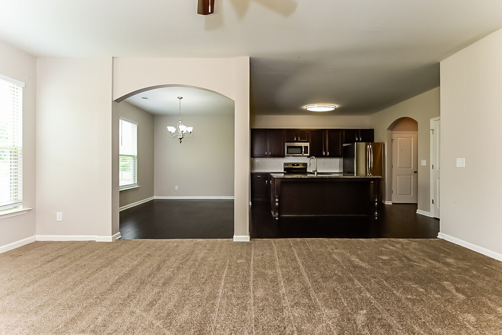 Building Photo - 259 Magnaview Dr