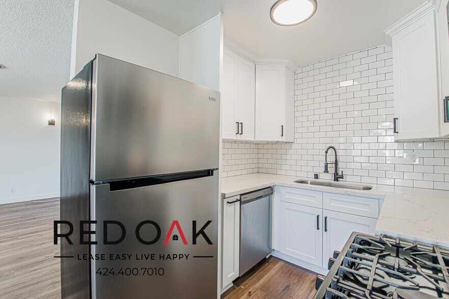 Building Photo - 1843 S Gramercy Pl