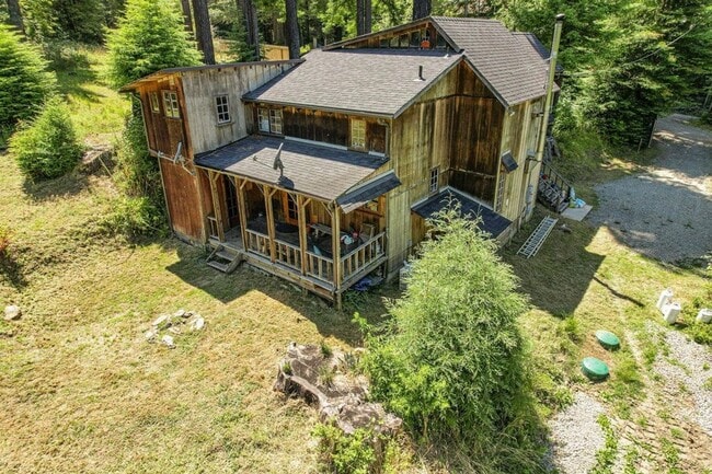 Building Photo - 4548-4576 Greenwood Heights Dr