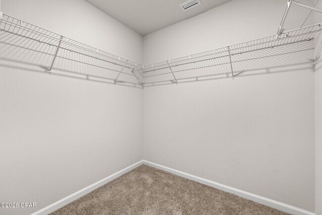 Building Photo - 5816 Viking Wy