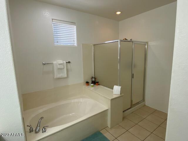 Building Photo - 15221 N Clubgate Dr