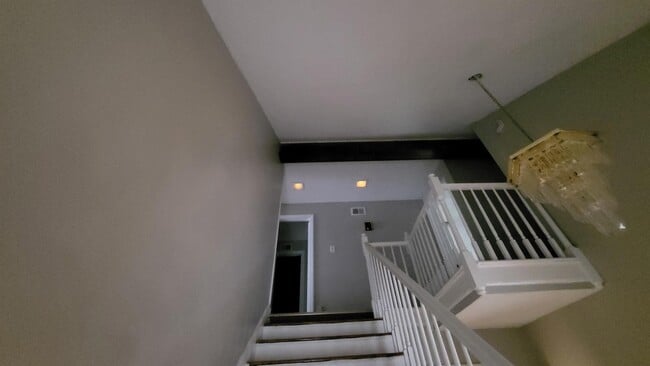 Building Photo - 5195 Wren Cove