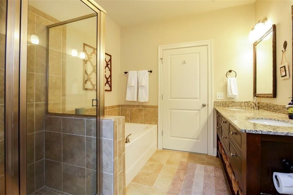 Building Photo - 901 Abernathy Rd NE