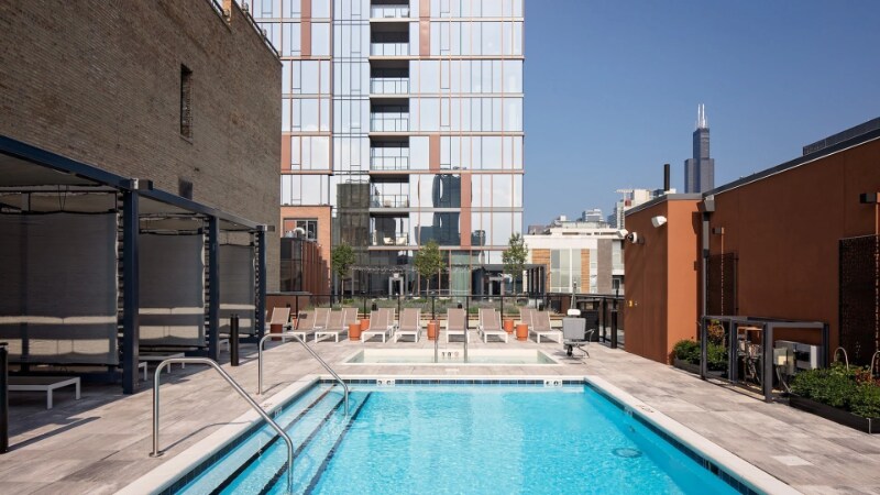 Building Photo - 1104 W Randolph St