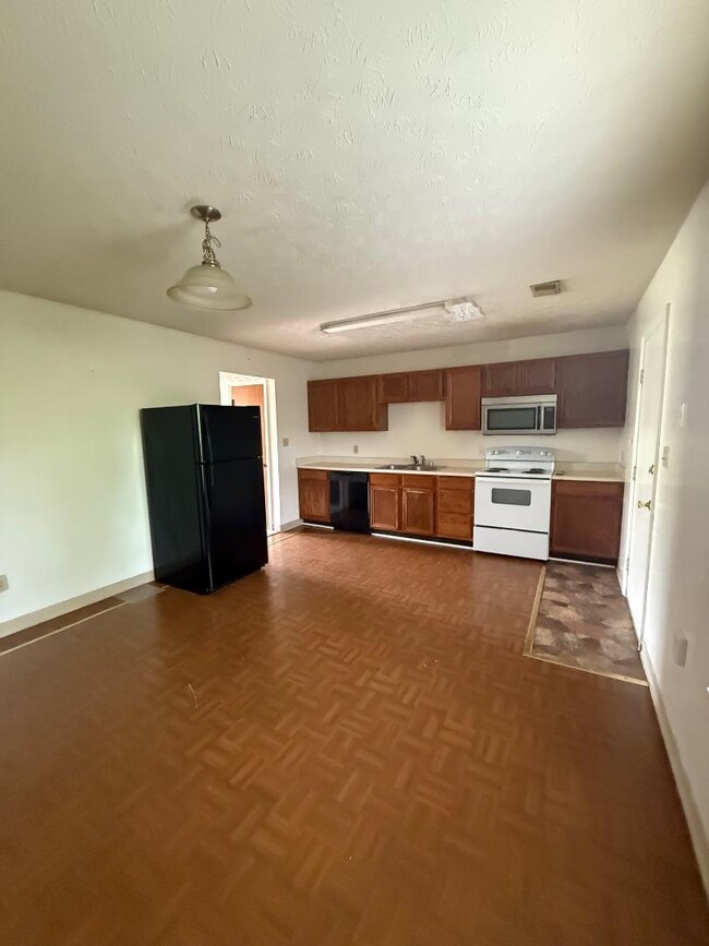 Building Photo - 3717 Trent Cir