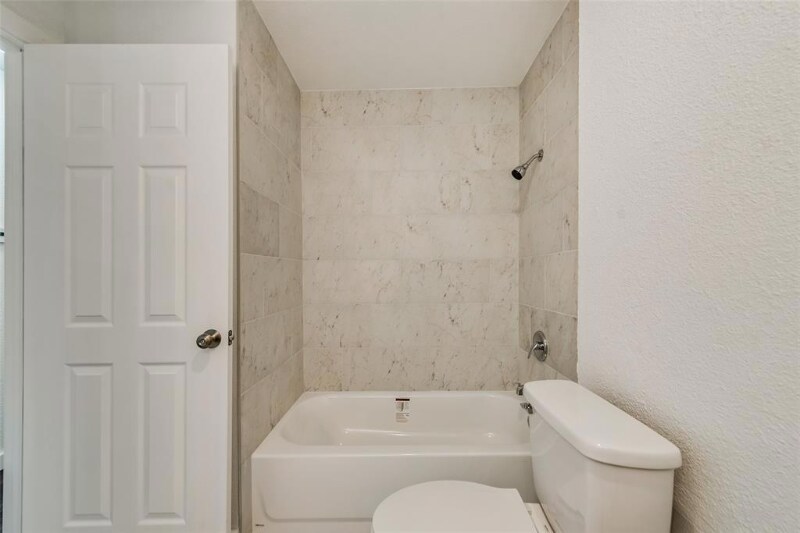 Building Photo - 1110 Wycliff Dr