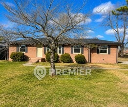 Building Photo - 302 Malvin St