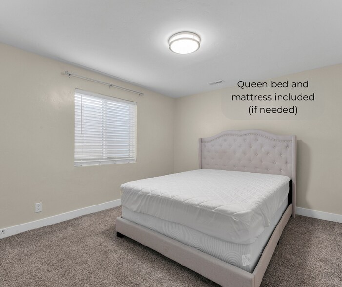 Building Photo - 10454 S Golden Willow Dr