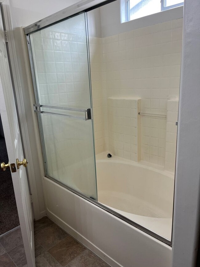 Building Photo - 5002 Canyon Peak Dr