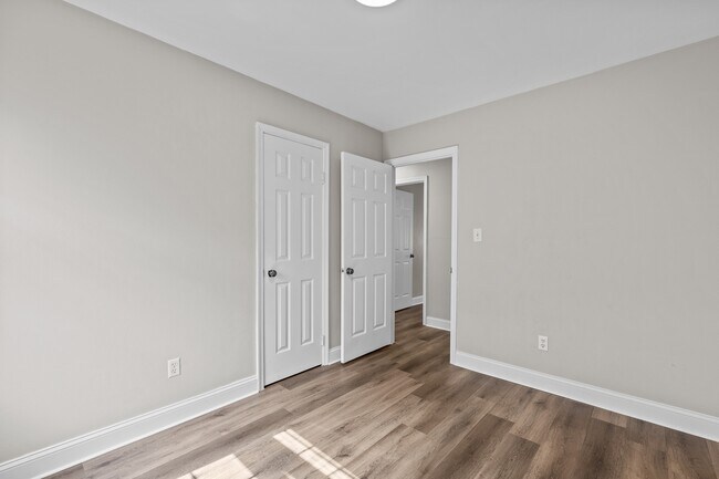 Building Photo - 3500 Bunyan Rd