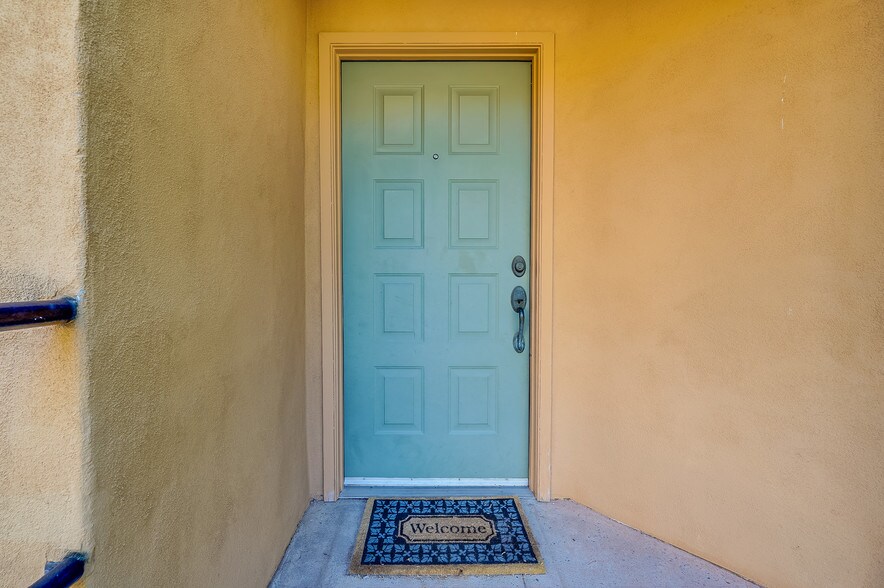 Building Photo - 7050 E Sunrise Dr