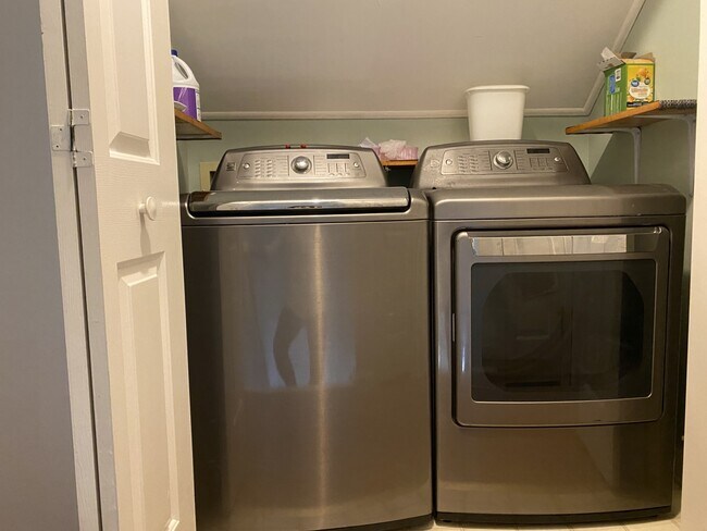 Building Photo - 3409 W Hampton Pointe Dr