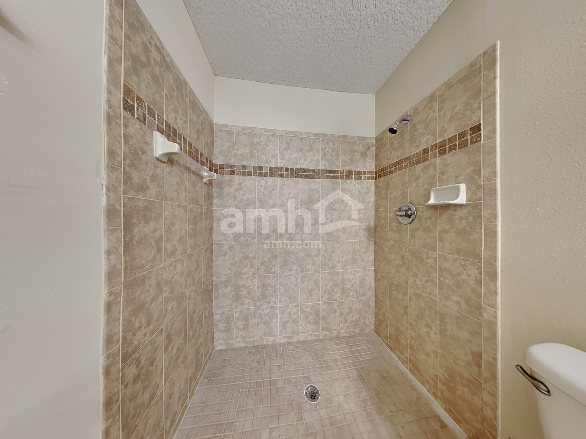 Building Photo - 9630 Mayville Dr E