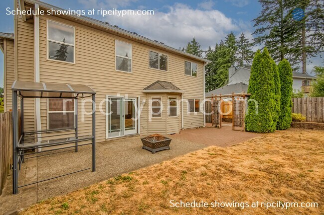 Building Photo - Beautiful 4 Bed/2.5 Bath Home in Tualatin!