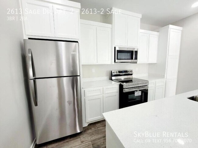 Building Photo - 2613 Sage Dr