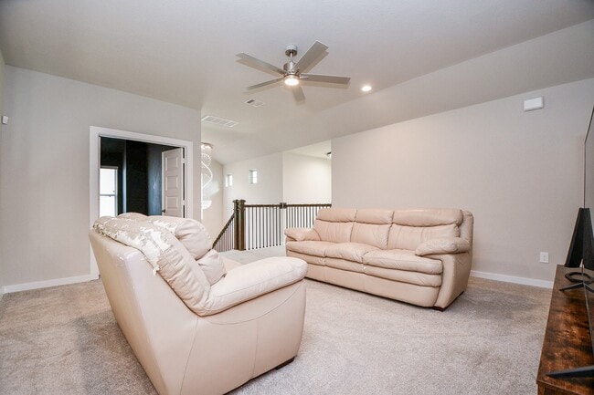 Building Photo - 3430 Majestic Pne Ln