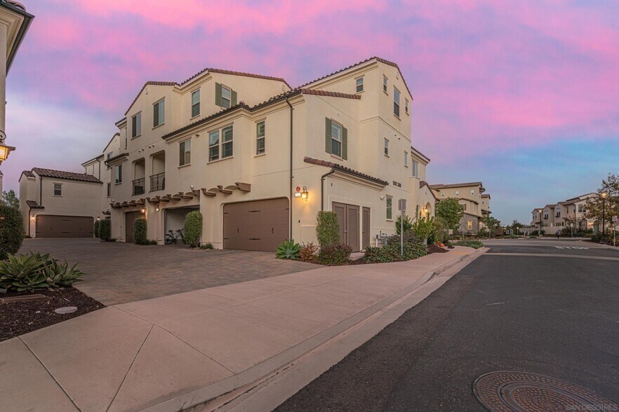 Building Photo - 16029 Veridian Cir